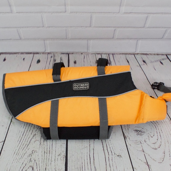 Outward Hound Other - Outward Hound Dog Life Jacket Vest Handles Size ~L